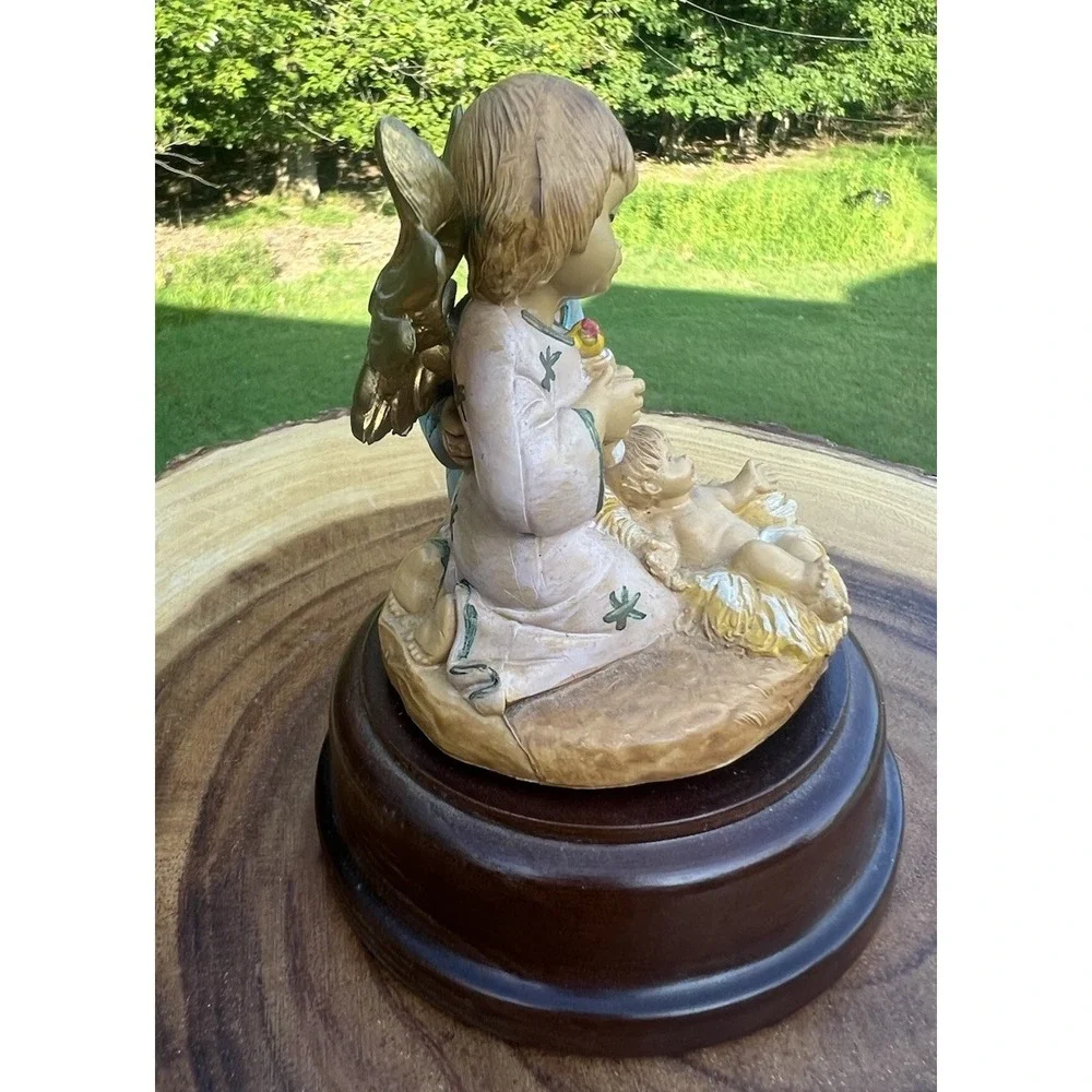 Vintage Italian Nativity Music Box Rotating Angel Boy Baby Jesus Silent Night